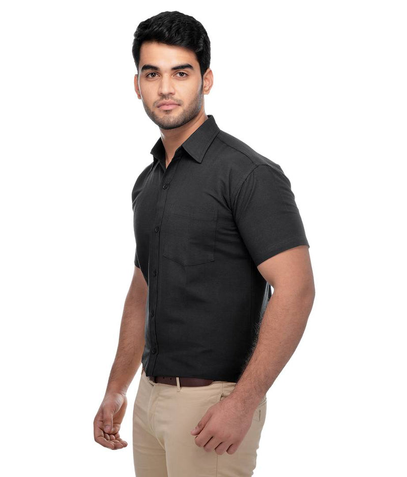 Black Cotton Solid Regular Fit Formal Shirt