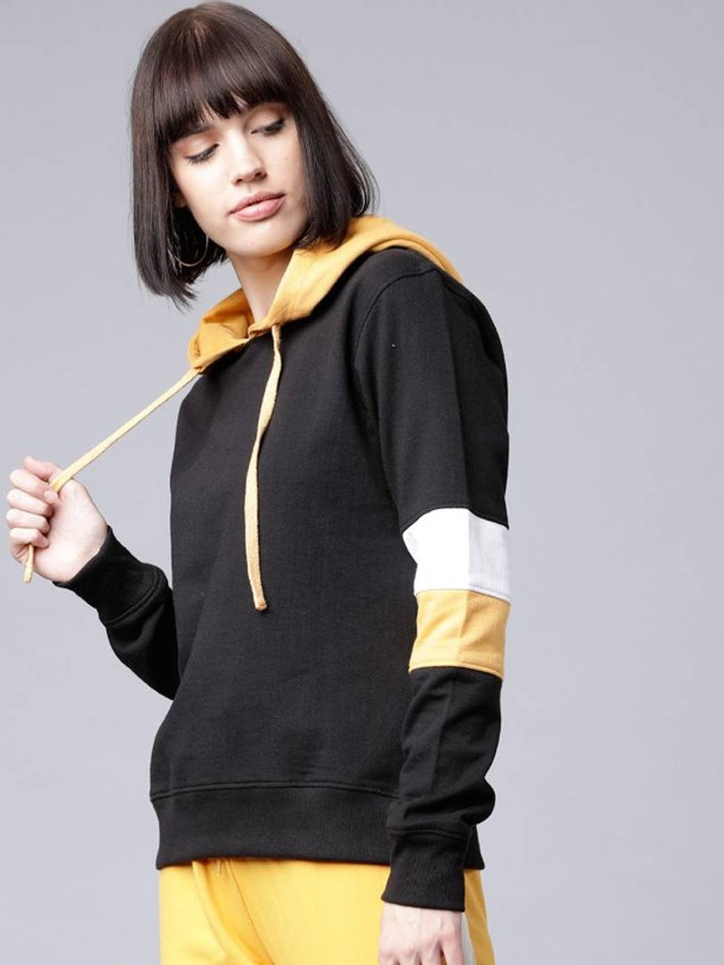 Mustered Cap with Peckwork Sweatshirt for women