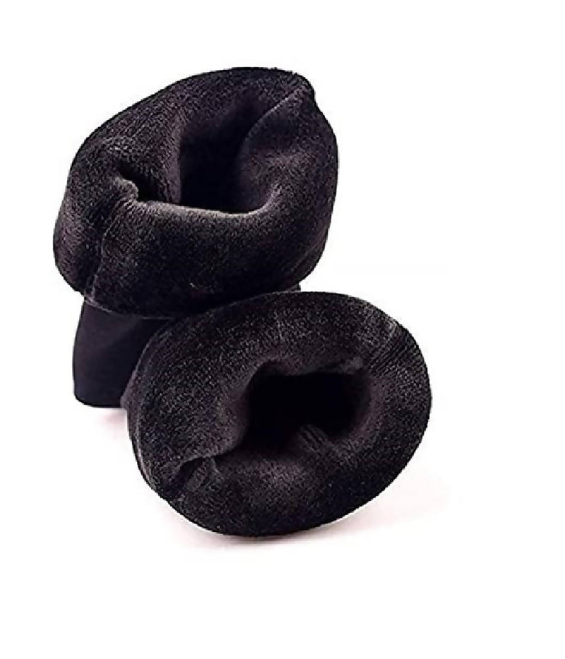 Trendy Women's Black + Skin Snow Warm Fur Cashmere Velvet socks