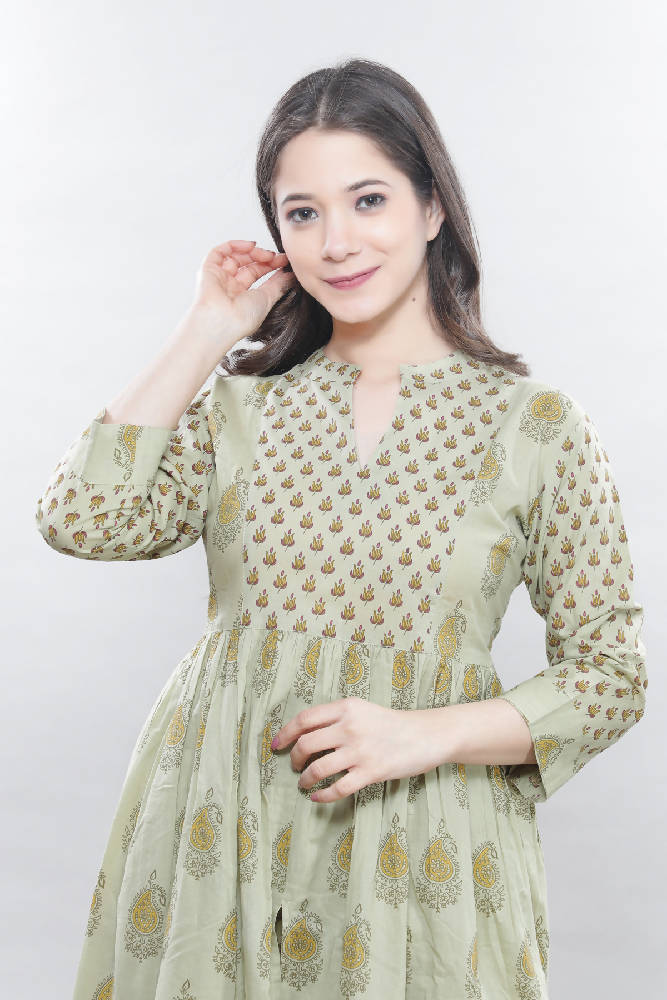 Printed Front Slit Kurta With Pant