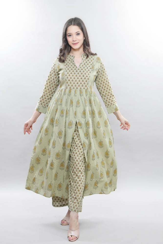 Printed Front Slit Kurta With Pant